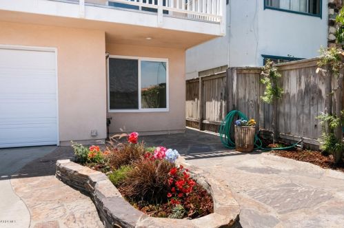 4169 Sunset Ln, Oxnard, CA 93035-3951