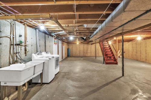 6422 Meadowview Ave, Kalamazoo MI  49048-9448 exterior