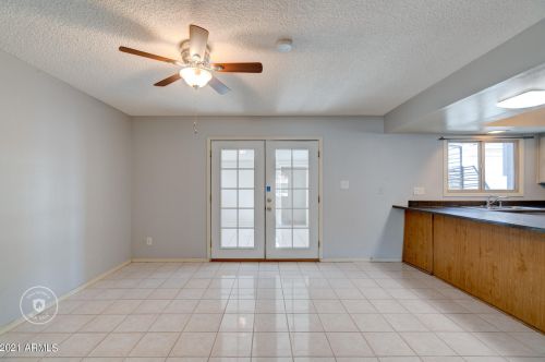 4552 15th Ave, Phoenix AZ 85015-5573 exterior