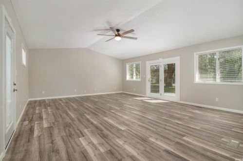 56450 Ellen Ave, Mishawaka IN 46545 exterior