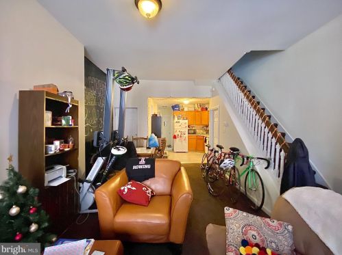 2016 Carlisle St, Philadelphia PA  19121-2307 exterior