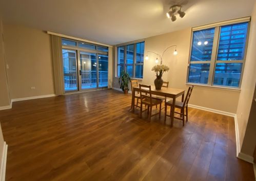 125 Jefferson St, Chicago, IL 60661-3609