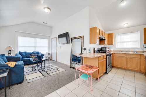 7952 Greenwood Ave, Chicago IL 60619-7096 exterior