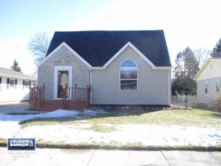 717 Manitou St, Manitowoc, WI 54220-6641