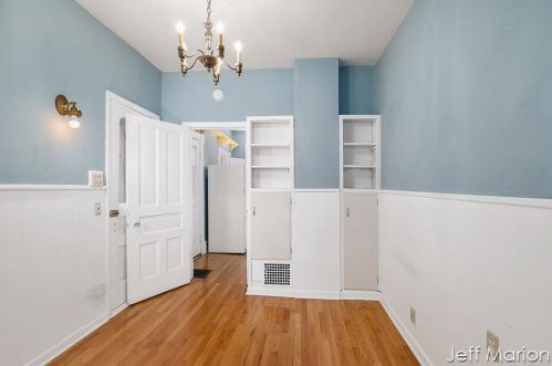 56 Un Ave, Grand Rapids MI 49503-4451 exterior