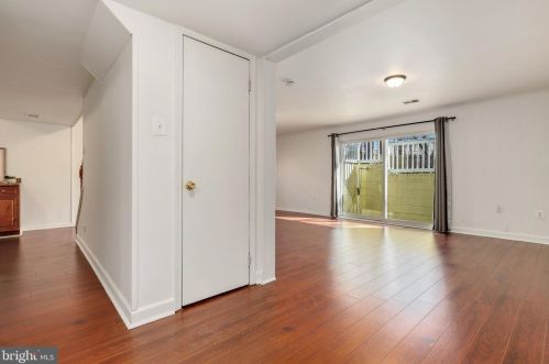 4216 Landgreen St, Rockville MD 20853-2731 exterior