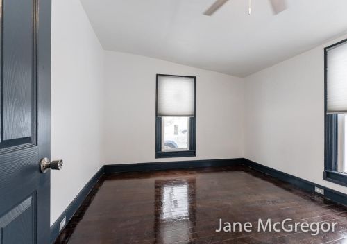 709 Apple Ave, Meskegon MI 49442-3648 exterior