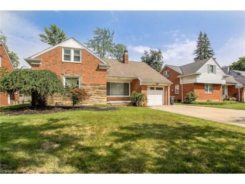 2609 Edgewood Rd, Cleveland, OH 44122-1570