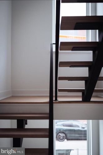 2620 Hagert St, Philadelphia PA 19125-1617 exterior