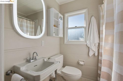 1540 Josephine St, Berkeley CA 94703-1136 exterior