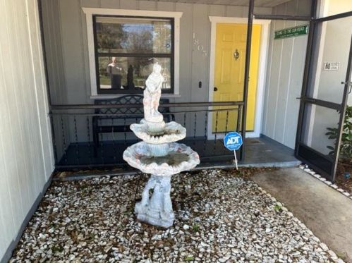 1805 27th St, Fort Pierce, FL 34947-2007