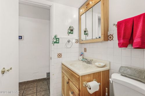 5122 28th St, Tucson AZ  85711-5822 exterior