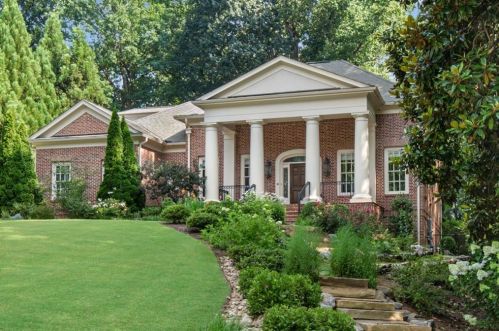 1763 Council Bluff Ct, Atlanta, GA 30345-4130