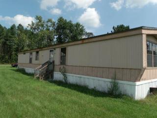 413 Oaks Dr, Kinston, NC 28504-7472