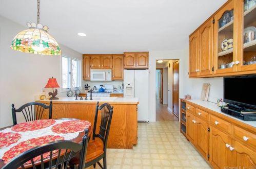 27 King St, Norwalk CT 06851-5409 exterior