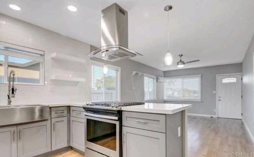 3130 40th St, San Diego, CA 92105-4023