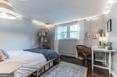 7 Devon Ln, Media PA 19063-4408 exterior