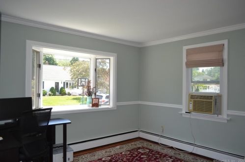 13 Holbrook St, Milford CT 06460-5133 exterior