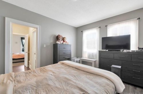 316 Monroe St, New Britain CT 06052-1628 exterior