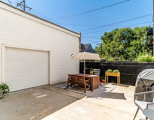 3611 Belmont Ave, Chicago IL  60618-5303 exterior