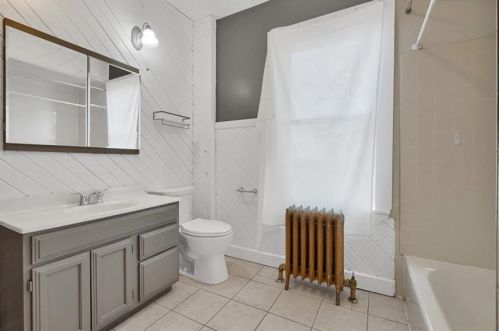 4920 Interboro Ave, Pittsburgh PA 15207-2327 exterior