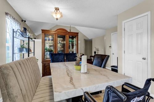 6979 Pole Crk Ct, Lithonia GA 30058 exterior