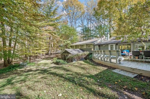 10113 Bevern Ln, Rockville MD 20854-2130 exterior