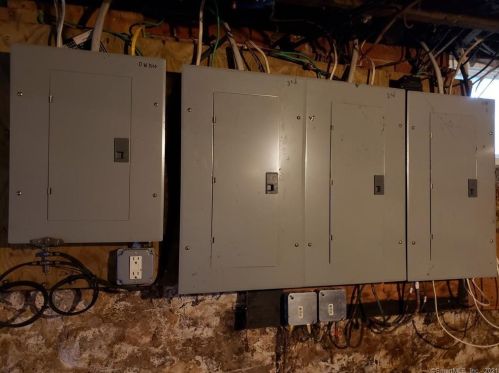 449 Stanley St, New Britain CT 06053-2440 exterior