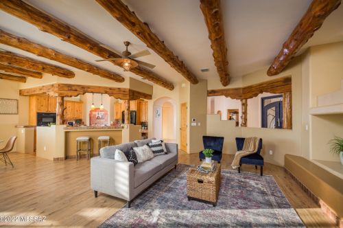 2240 Lone Star Pl, Tucson AZ  85713-6732 exterior