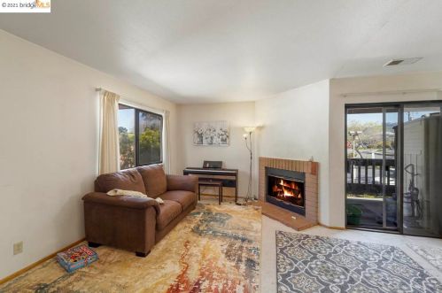 412 Kains, Berkeley CA 94706-1216 exterior