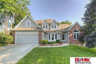 404 Centennial Rd, Omaha, NE 68046-2078