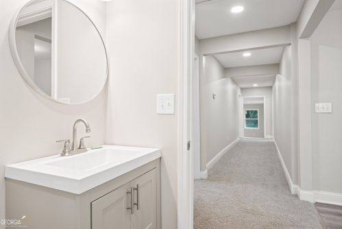 16 Eugenia St, Atlanta GA 30318-0026 exterior