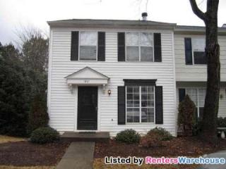 1801 Queen Anne Ct, Atlanta GA  30350-2091 exterior
