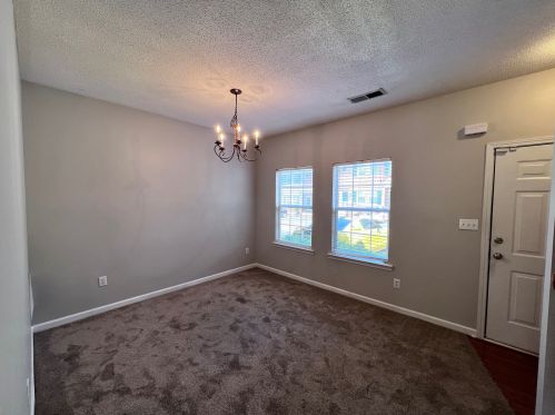 3622 Ginnis Rd, Atlanta, GA 30331-8658