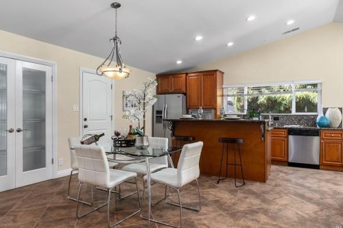 2531 Olivera Rd, Concord CA  94519-2054 exterior