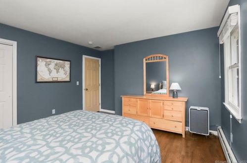 67 Ritch Dr, Ridgefield CT 06877-2815 exterior