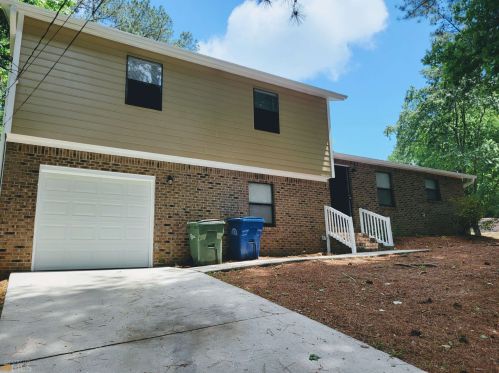 2850 Alexandria Way, Atlanta GA  30331-4512 exterior