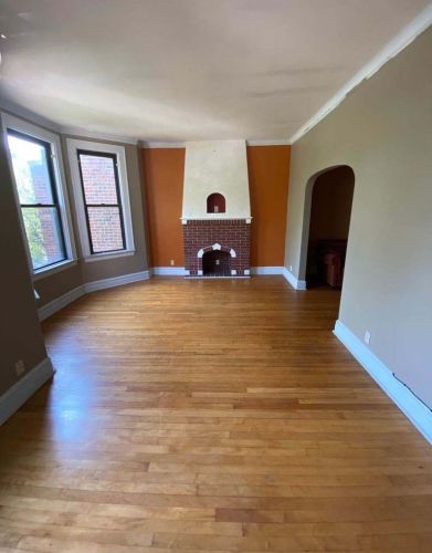 448 31 St, Chicago IL 60804-4024 exterior