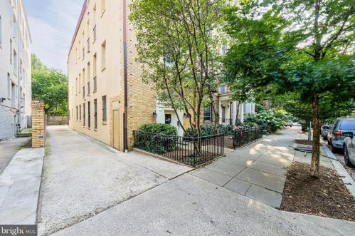 1842 Mintwood Pl, Washington DC  20009-1975 exterior