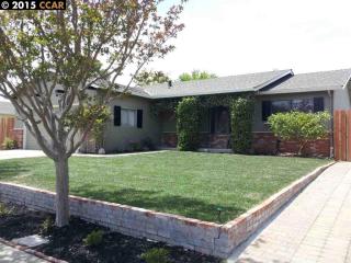 1411 Parkland Dr, Concord, CA 94521-3709