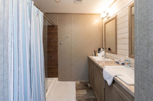 169 Beethoven Cir, Defuniak Springs FL 32433-5255 exterior