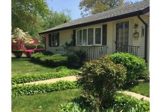 1403 5th St, Piscataway, NJ 08854-1841