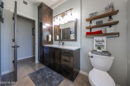 540 Camino Del Codorniz, Tucson AZ 85748-7110 exterior