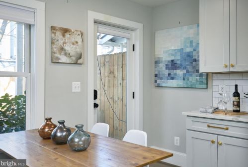 614 Alfred St, Alexandria VA  22314-1823 exterior