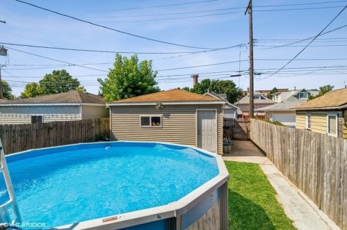 3828 Newcastle Ave, Chicago IL 60706-1316 exterior