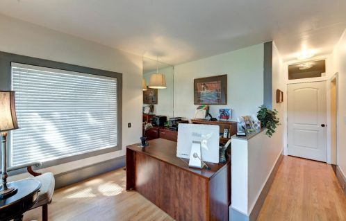 102 Natoma St, Folsom CA 95630-3011 exterior