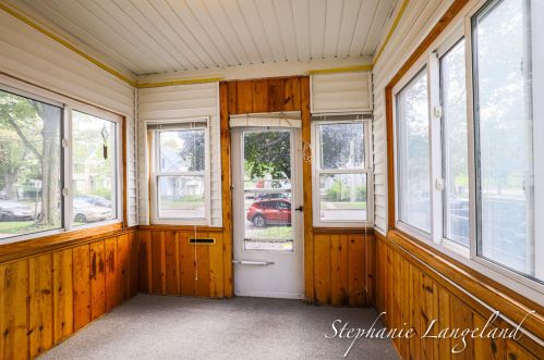 543 Fremont Ave, Grand Rapids MI 49504-5132 exterior