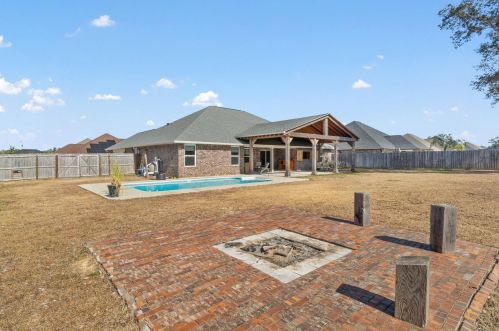 5179 Medicine Bow St, Milton, FL 32570-8150