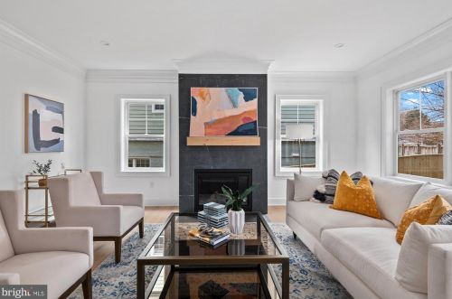 5805 Beech Ave, Bethesda MD  20817-3407 exterior