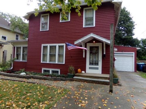 1416 Bank St, Kalamazoo MI 49001-2906 exterior